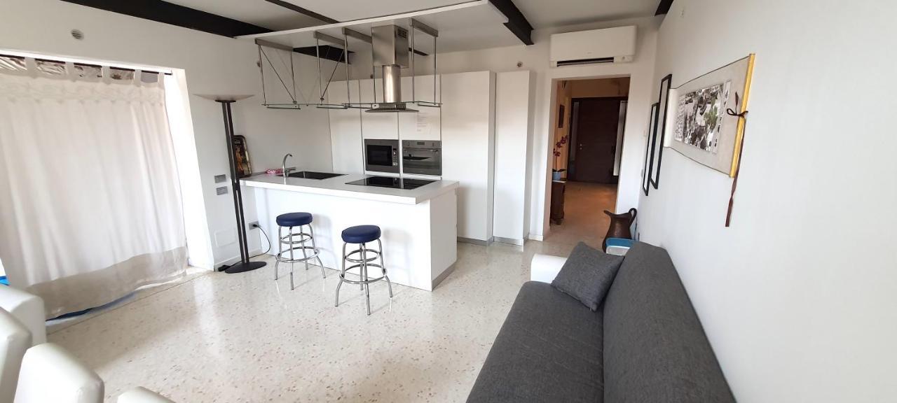 Elisabeth Waterfront Apartment Venezia Esterno foto