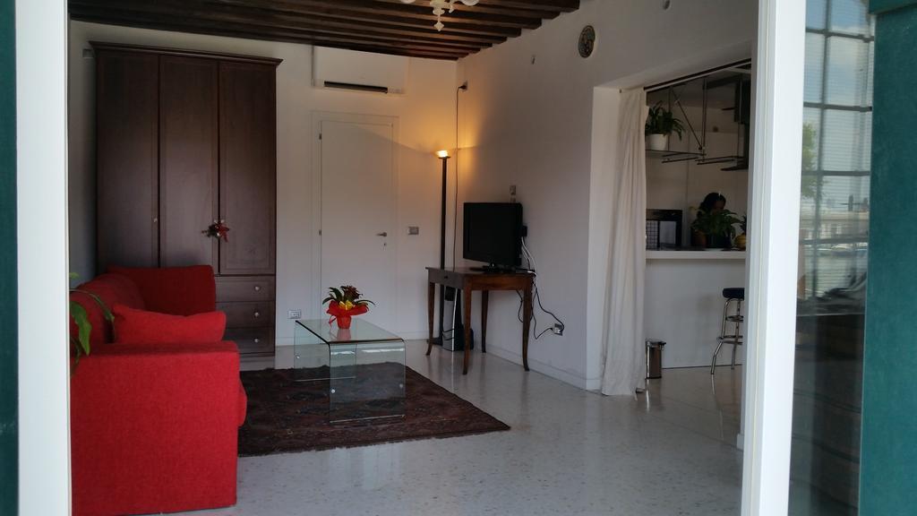 Elisabeth Waterfront Apartment Venezia Esterno foto