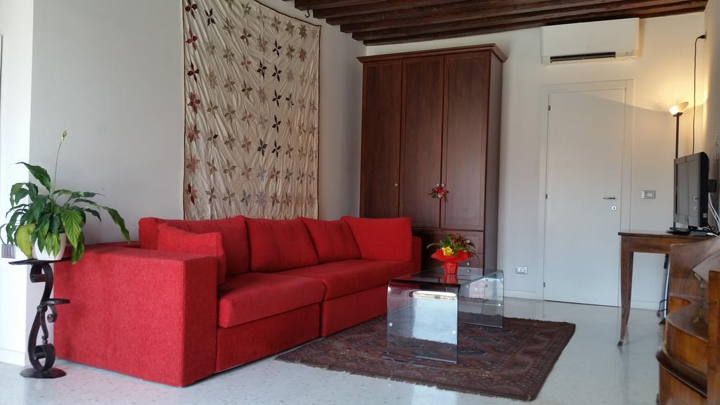 Elisabeth Waterfront Apartment Venezia Esterno foto